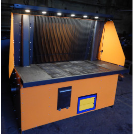 Стол сварочно-зачистной с фронтальной панелью равномерного всасывания ССЗ-1250 Ц2