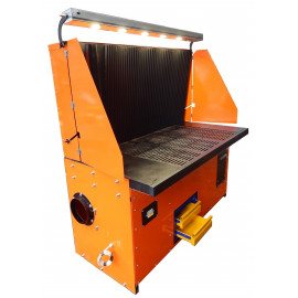 Стол сварочно-зачистной с фронтальной панелью равномерного всасывания ССЗ-1400 Ц (цеховая вентиляция)