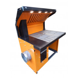 Стол сварщика, подключаемый к цеховой вентиляции,и снабженный нишей для ног СС 1400 ЦН